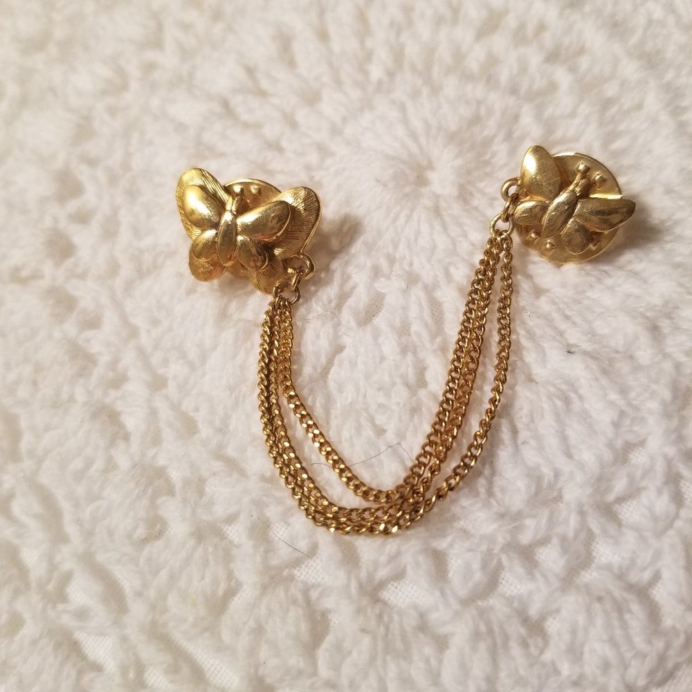 Set of 2 Gold Tone Butterfly Pins With Chain